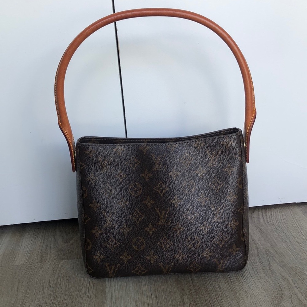 Louis Vuitton Looping MM
